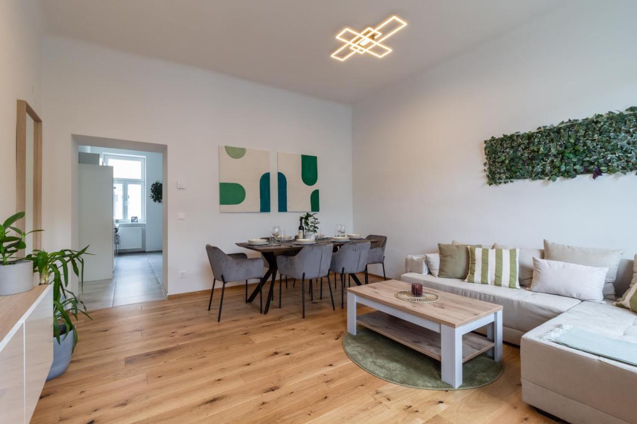 Cozy, Generous City Apartment - 10 Min To City-Centre - Contactless 24H Check-In Wien Exteriör bild