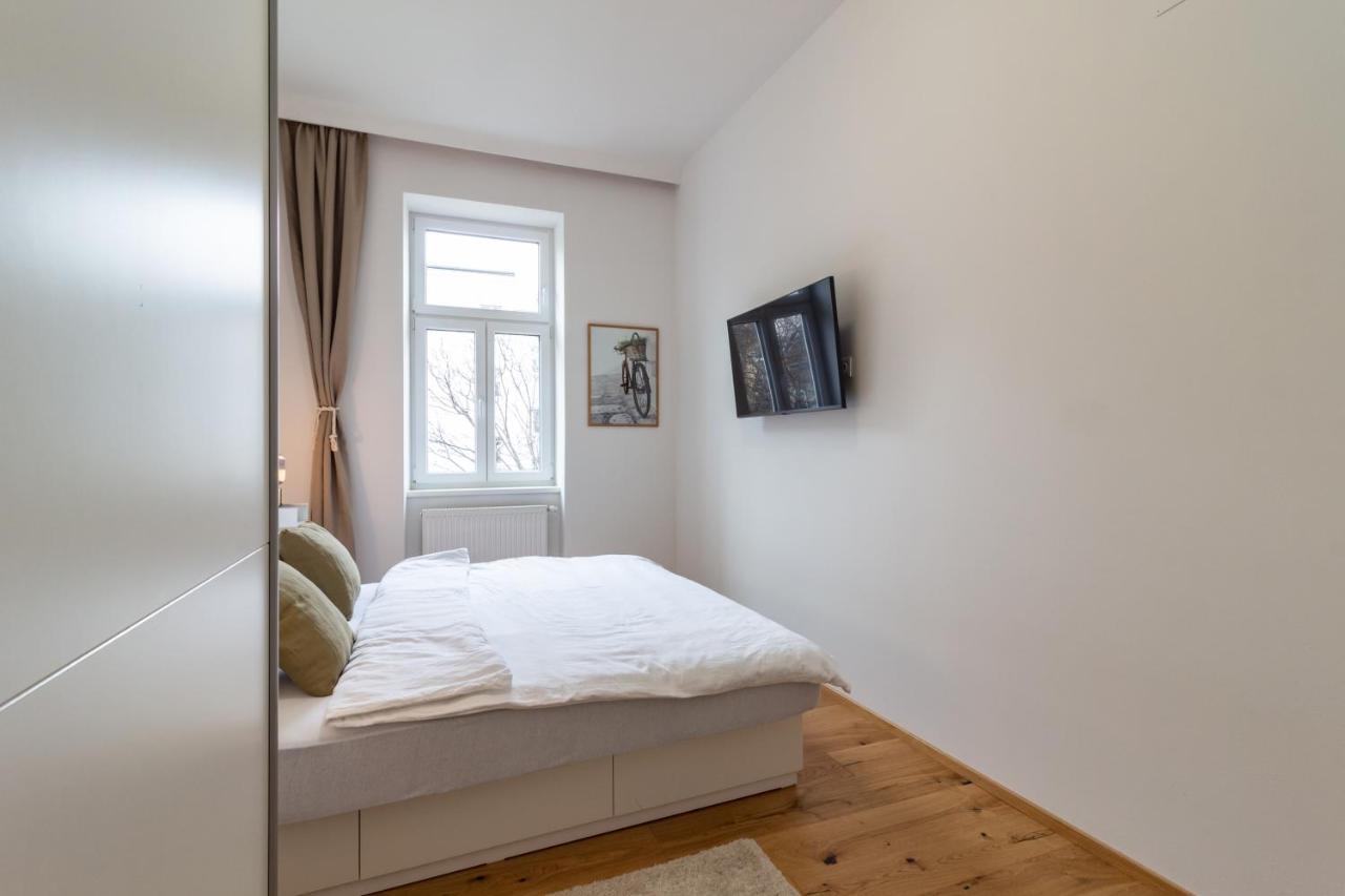 Cozy, Generous City Apartment - 10 Min To City-Centre - Contactless 24H Check-In Wien Exteriör bild