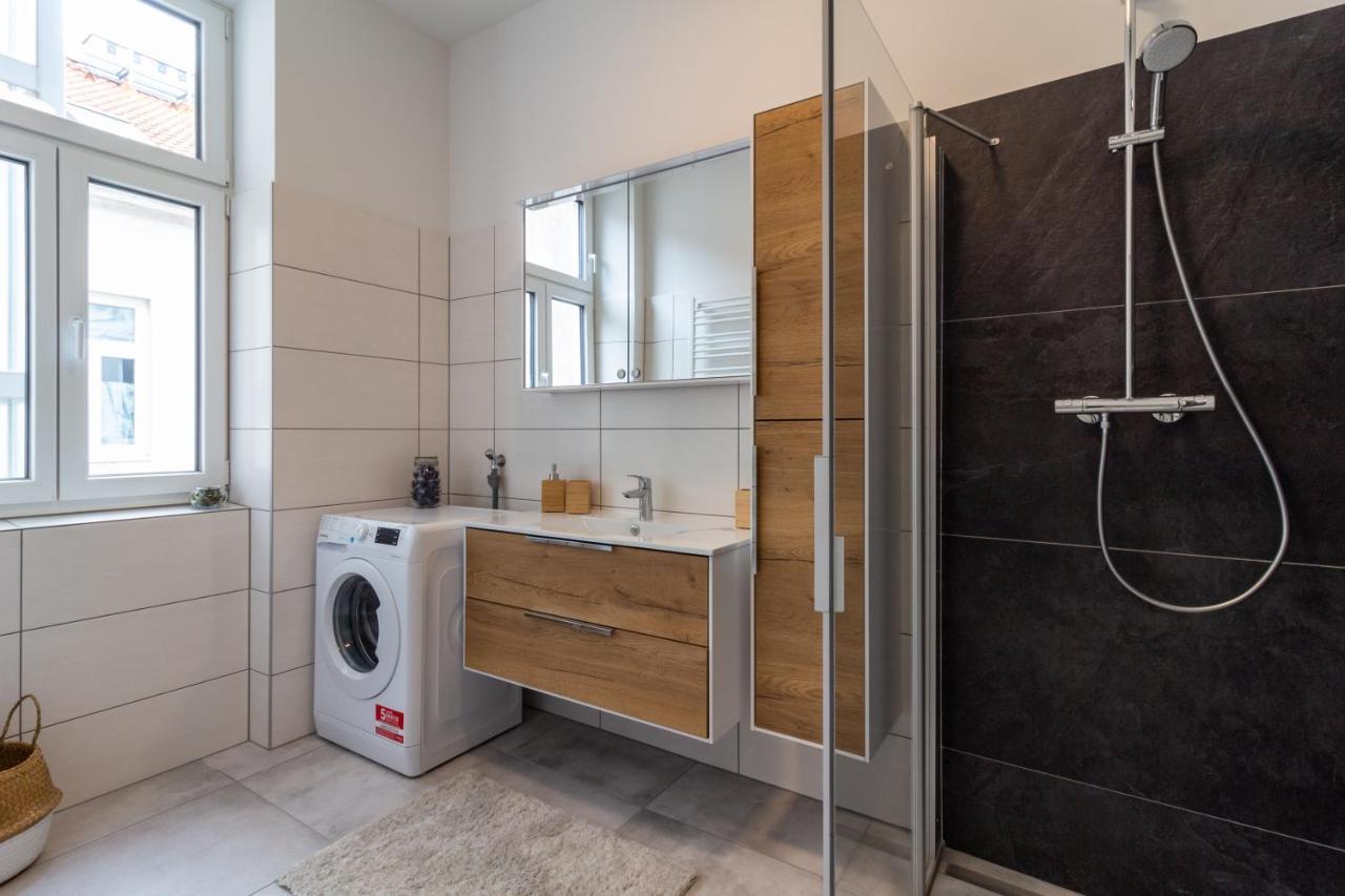Cozy, Generous City Apartment - 10 Min To City-Centre - Contactless 24H Check-In Wien Exteriör bild