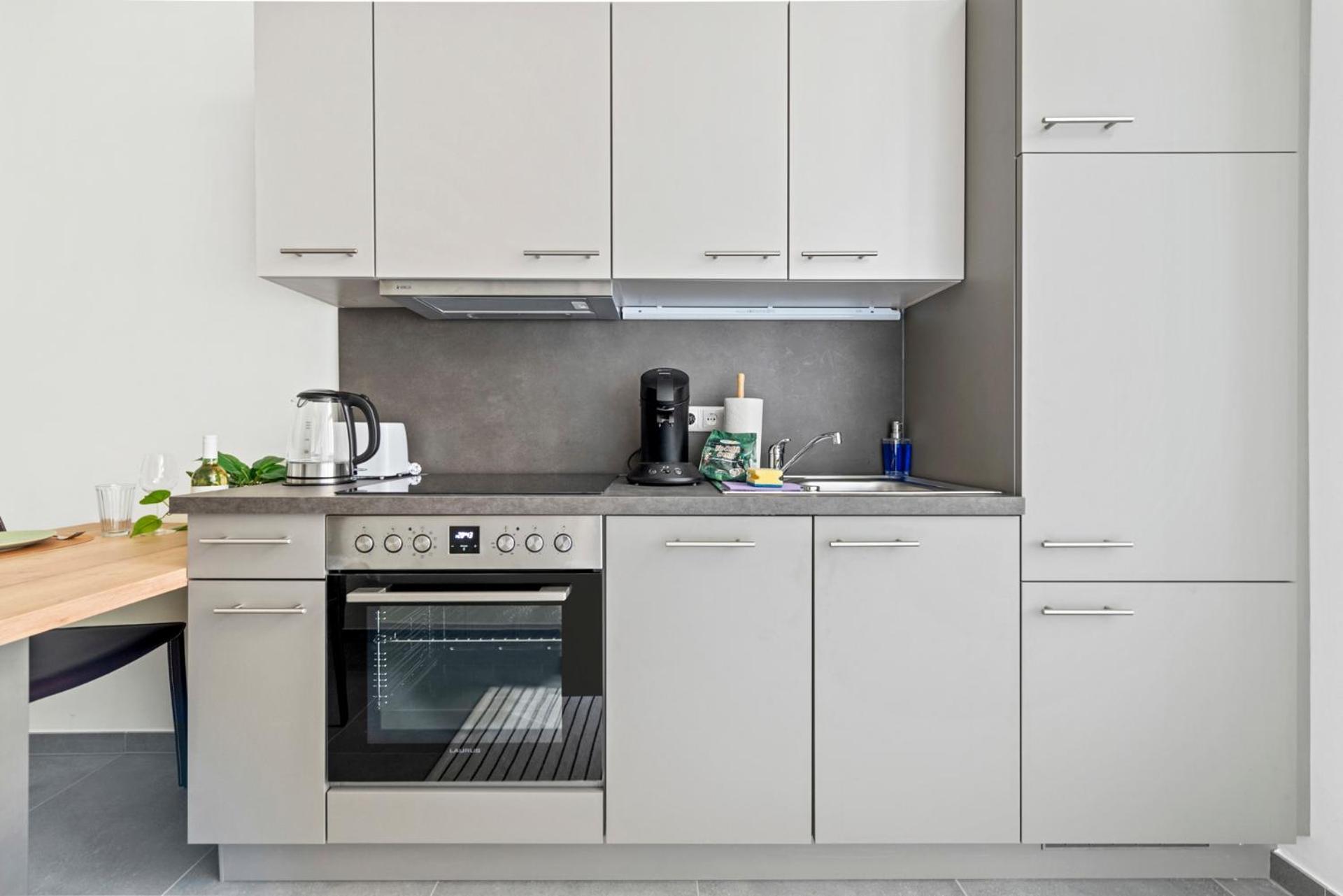 Cozy, Generous City Apartment - 10 Min To City-Centre - Contactless 24H Check-In Wien Exteriör bild