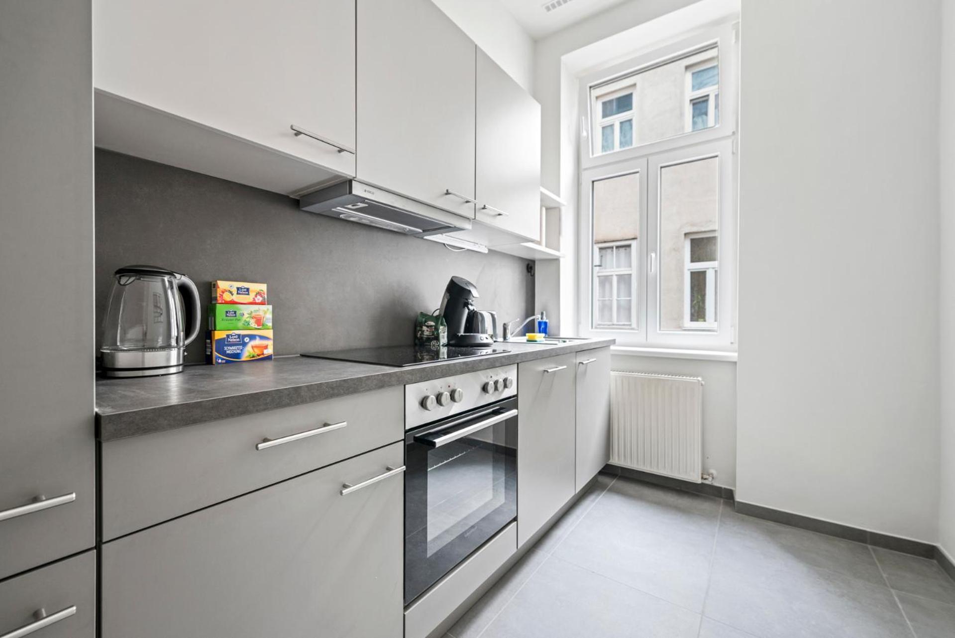 Cozy, Generous City Apartment - 10 Min To City-Centre - Contactless 24H Check-In Wien Exteriör bild